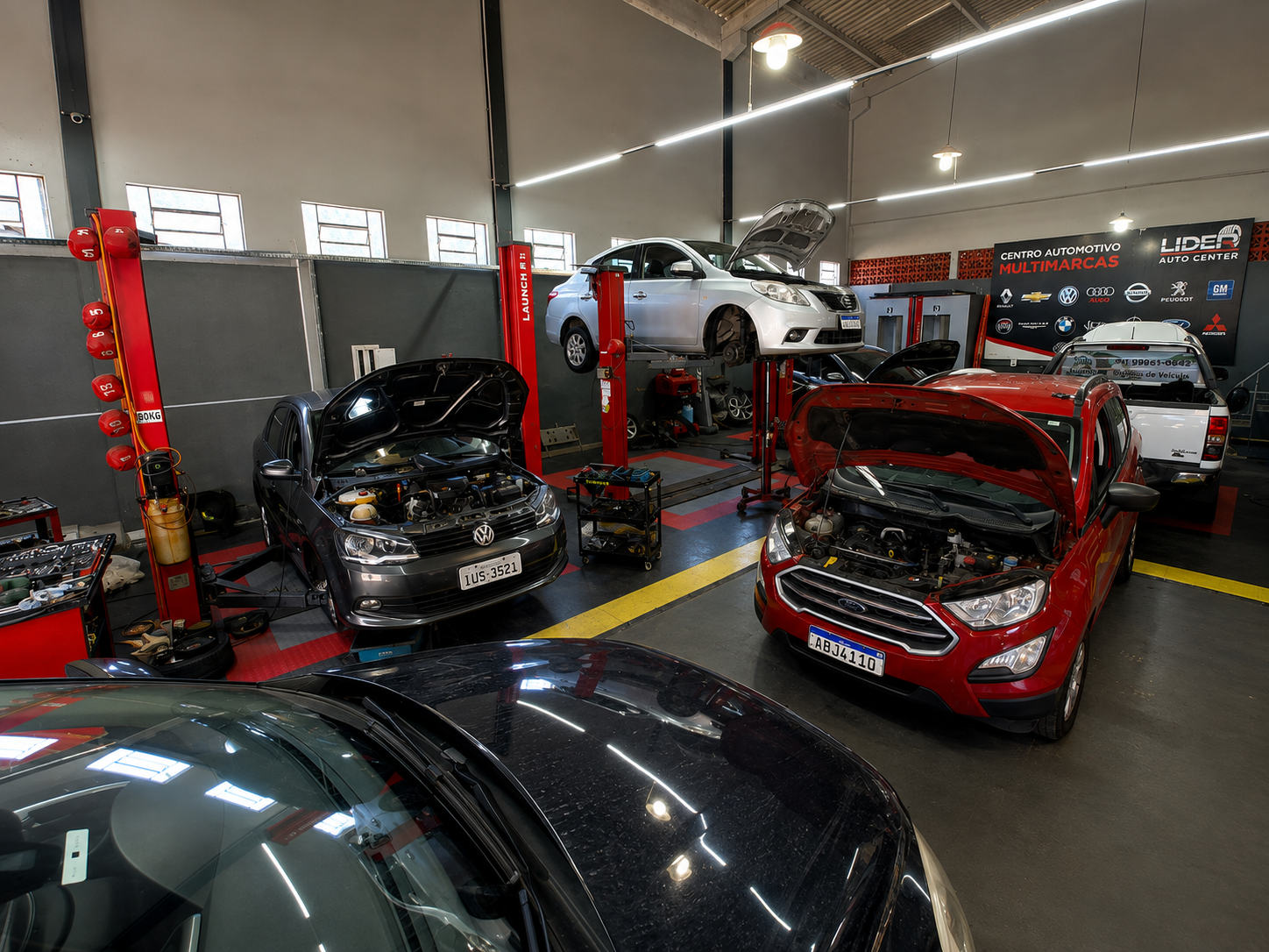 Área de manutenção do Líder Centro Automotivo